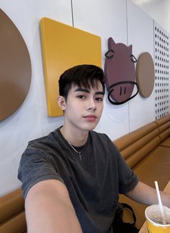 Janluke - Acompañantes masculino in Manila Photo 8 of 9