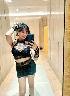 Jann hot girl - Transsexual escort in New Delhi Photo 2 of 11