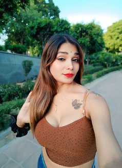 Jann hot girl - Transsexual escort in New Delhi Photo 9 of 11