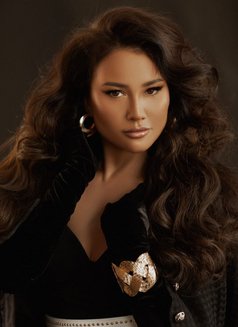 Janna Asian Milf - puta in Dubai Photo 12 of 16