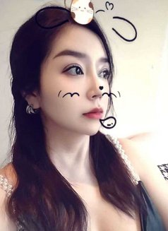 Janna - escort in Cairo Photo 4 of 5