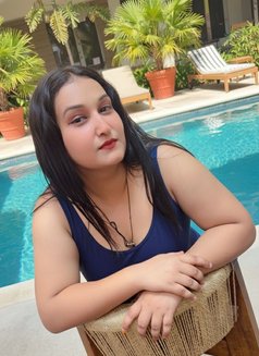 Jannat Cam Show Real Meet 🥵 - escort in Hyderabad Photo 1 of 4