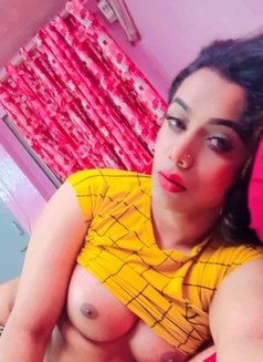 Jannat Jahan - Transsexual escort in Mumbai Photo 10 of 12