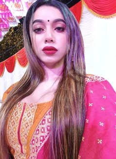 Jannat Jahan - Transsexual escort in Mumbai Photo 15 of 16