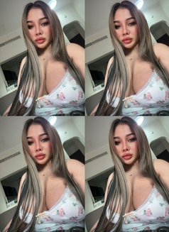 Jannie - Acompañante in Al Manama Photo 8 of 11