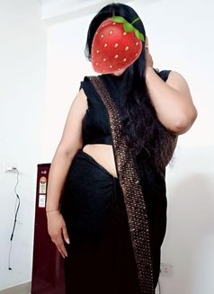 ️Janny housewife cam & real meet - puta in Gurgaon Photo 2 of 4