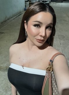 Janny - Transsexual escort in Bangkok Photo 5 of 6