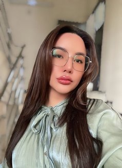 Janny - Transsexual escort in Bangkok Photo 5 of 6