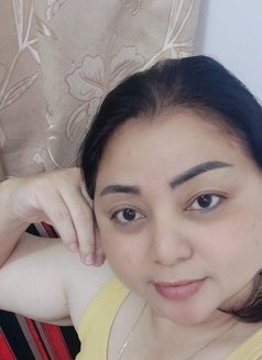 Janny Thai - escort in Muscat Photo 2 of 9