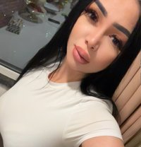 Janvi - escort in Chandigarh Photo 1 of 4