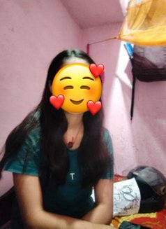🥀Janvi cam & real meet🥂 independent🦋 - escort in Guwahati Photo 2 of 10