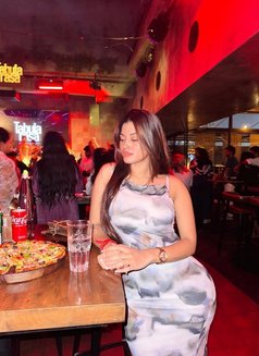 Janvi - escort in Mumbai Photo 1 of 3
