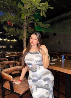 Janvi - escort in Mumbai Photo 3 of 3