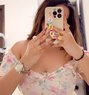 Janvi Escort. - puta in Noida Photo 1 of 5