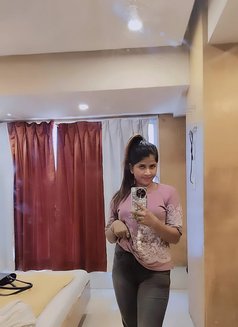 Janvi Independent Girl' in Mumbai - puta in Mumbai Photo 2 of 8
