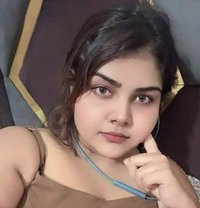 Janvi Independent Girl With Place - puta in New Delhi Photo 3 of 5