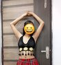 Janvi Independent Slim Girl - puta in New Delhi Photo 1 of 7