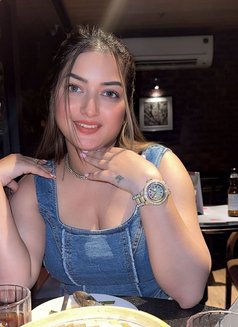 Janvi - escort in Ahmedabad Photo 2 of 4