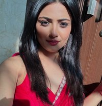 Janvi - puta in Chennai