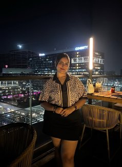 Janvi - escort in Colombo Photo 1 of 3