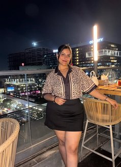 Janvi - escort in Colombo Photo 2 of 3