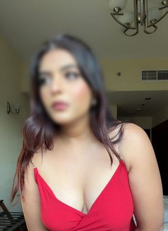 Janvi - escort in Dubai Photo 8 of 9