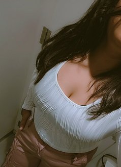 Jassi punjabi - escort in New Delhi Photo 3 of 5