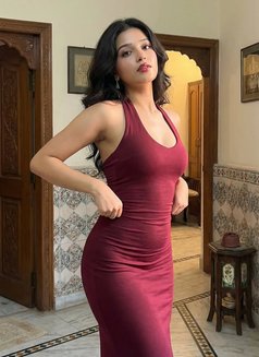 Janvi - puta in Hyderabad Photo 3 of 4