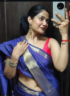 Janvi - escort in Hyderabad Photo 1 of 3