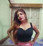 Janvi - puta in Kolkata Photo 1 of 2