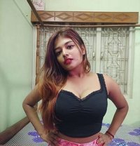 Janvi - escort in Kolkata Photo 1 of 2