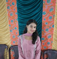 Janvi - escort in Kolkata Photo 1 of 3