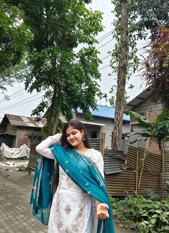 Janvi - escort in Kolkata Photo 2 of 3