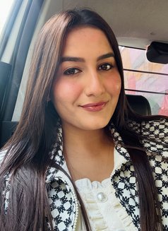 Janvi - escort in Mumbai Photo 4 of 5