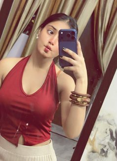 Janvi - escort in Mumbai Photo 2 of 6