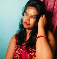 Janvi - puta in Navi Mumbai