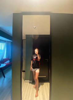 Janvi - escort in New Delhi Photo 4 of 4