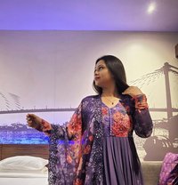 Janvi - escort in New Delhi