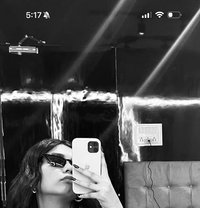 Janvi - escort in Singapore