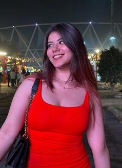 Janvi - escort in Surat Photo 1 of 3