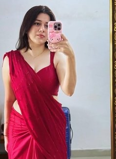 Janvi - escort in Surat Photo 2 of 2