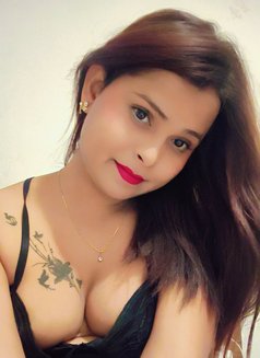 Janvi Jaan - Acompañantes transexual in Ahmedabad Photo 2 of 5