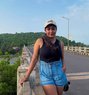 Janvi Pawar - puta in Navi Mumbai Photo 1 of 2
