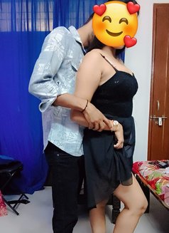 Janvi Ravi Nude Couple Cam Show - puta in New Delhi Photo 1 of 6