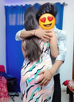 Janvi Ravi Nude Couple Cam Show - puta in New Delhi Photo 2 of 6