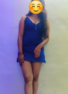 Janvi Ravi Nude Couple Cam Show - puta in New Delhi Photo 4 of 6