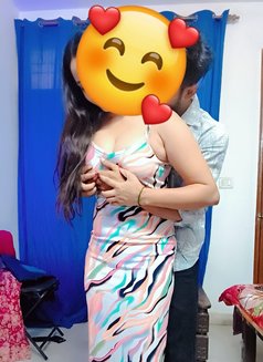 Janvi Ravi Nude Couple Cam Show - puta in New Delhi Photo 6 of 6