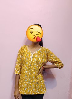 Janvi Real Meet 🥀Cam Show ❣️ - puta in Hyderabad Photo 1 of 1