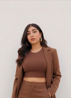 Janvi - escort in Pune Photo 7 of 13