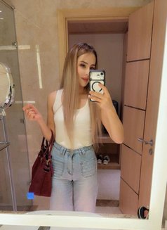 Janvi - escort in Pune Photo 9 of 13